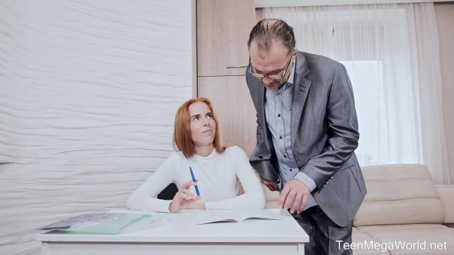 Член старого учителя отлично сработал в киске prew 1