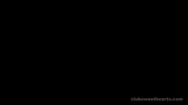 Оргазмическая оргия хорошеньких лыжниц prew 10